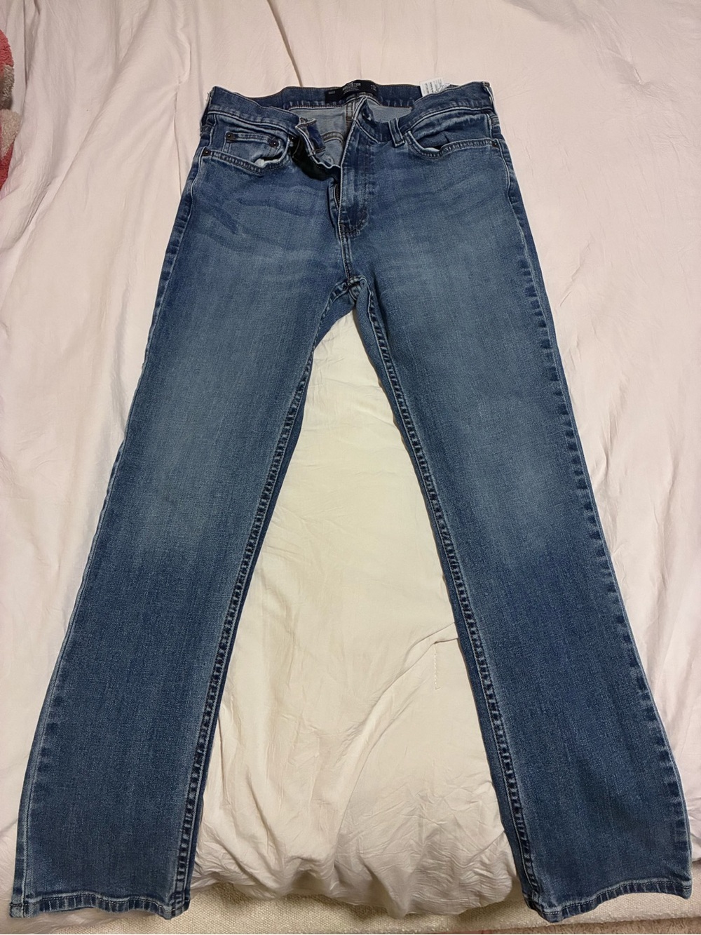 Men’s  Classic Slim Jeans in Medium Blue